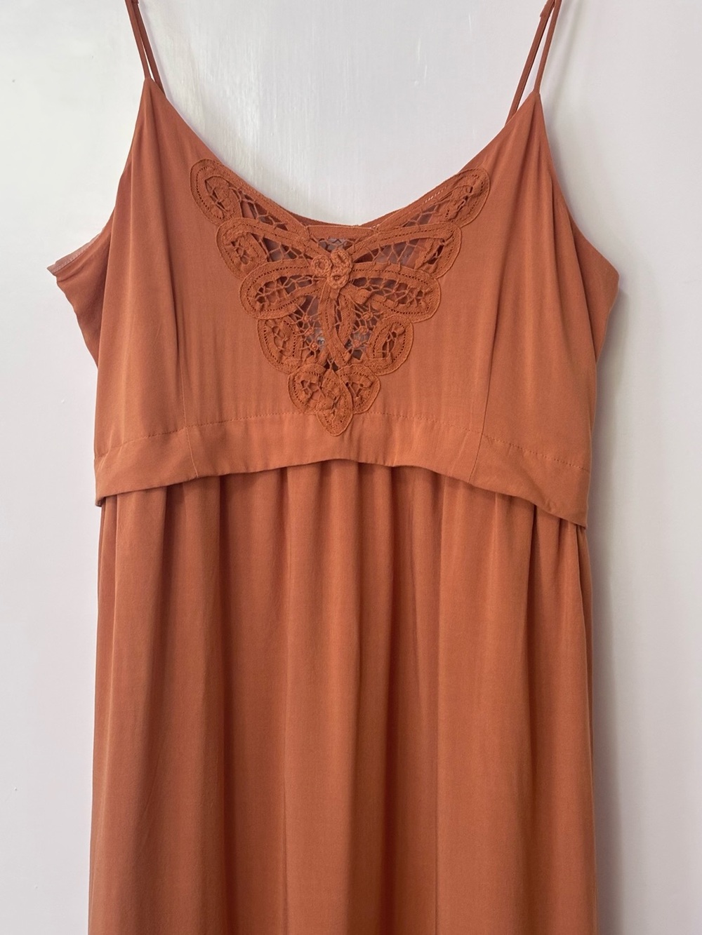 monk & lou| Cognac Crochet Spaghetti Strap Flowy Boho Light Maxi Dress Sz XS